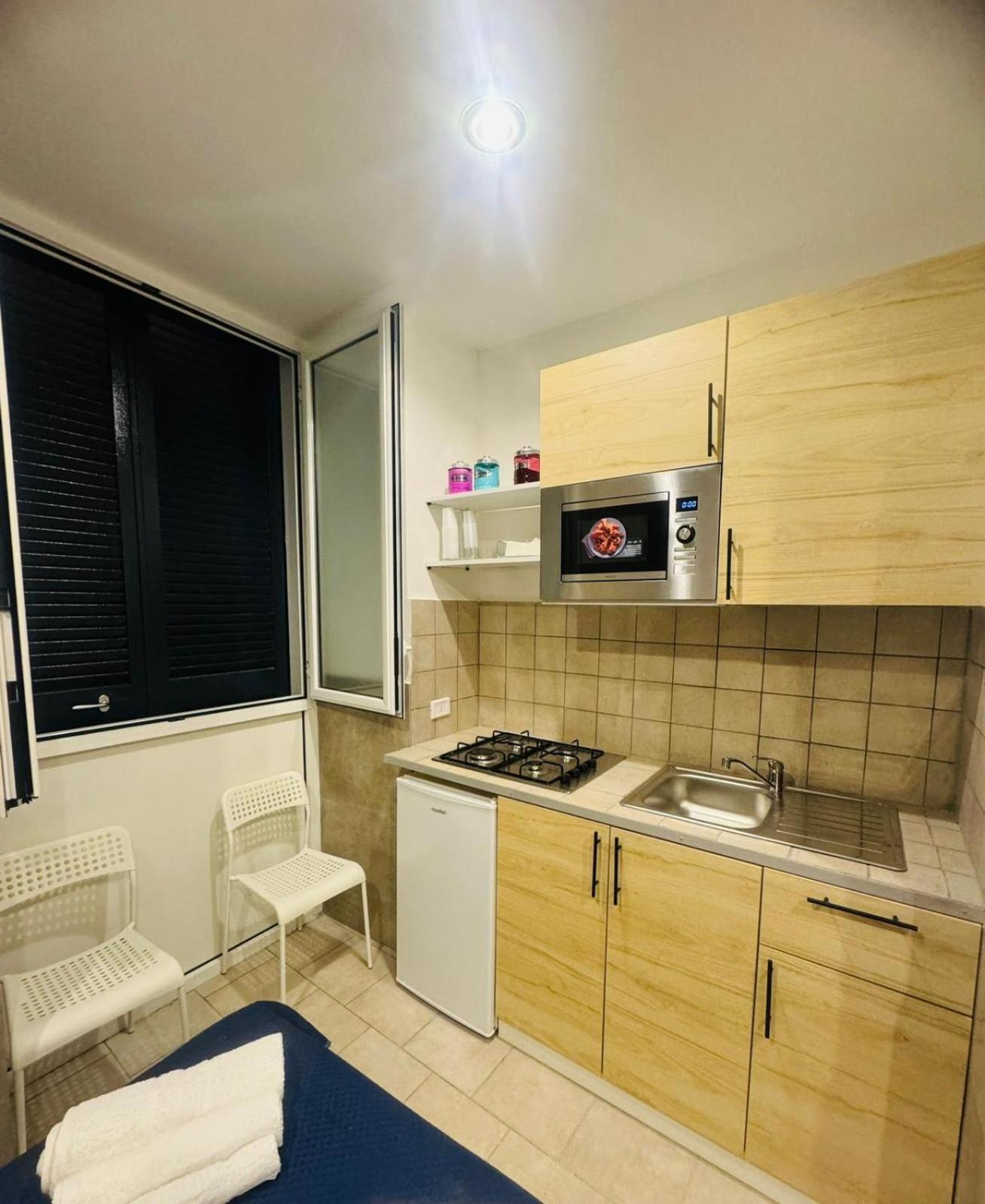 Aparthotel Terrazza Miracoli Napoli Extérieur photo
