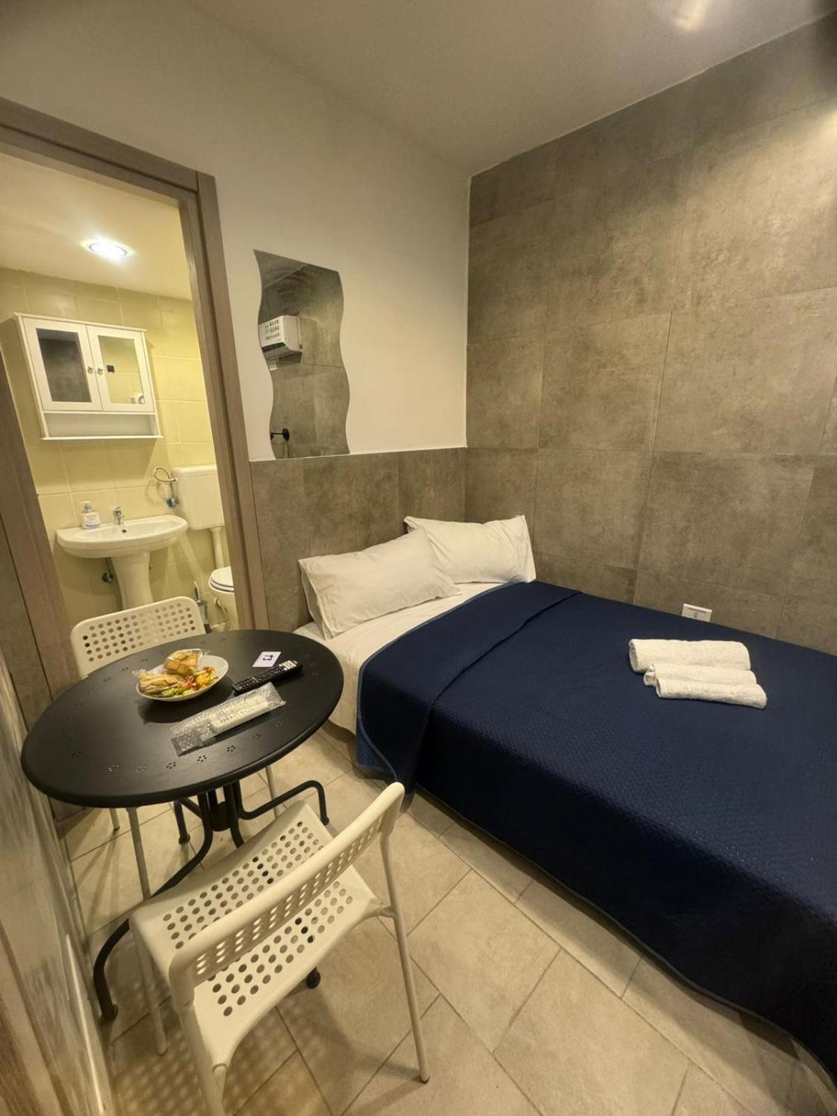 Aparthotel Terrazza Miracoli Napoli Extérieur photo