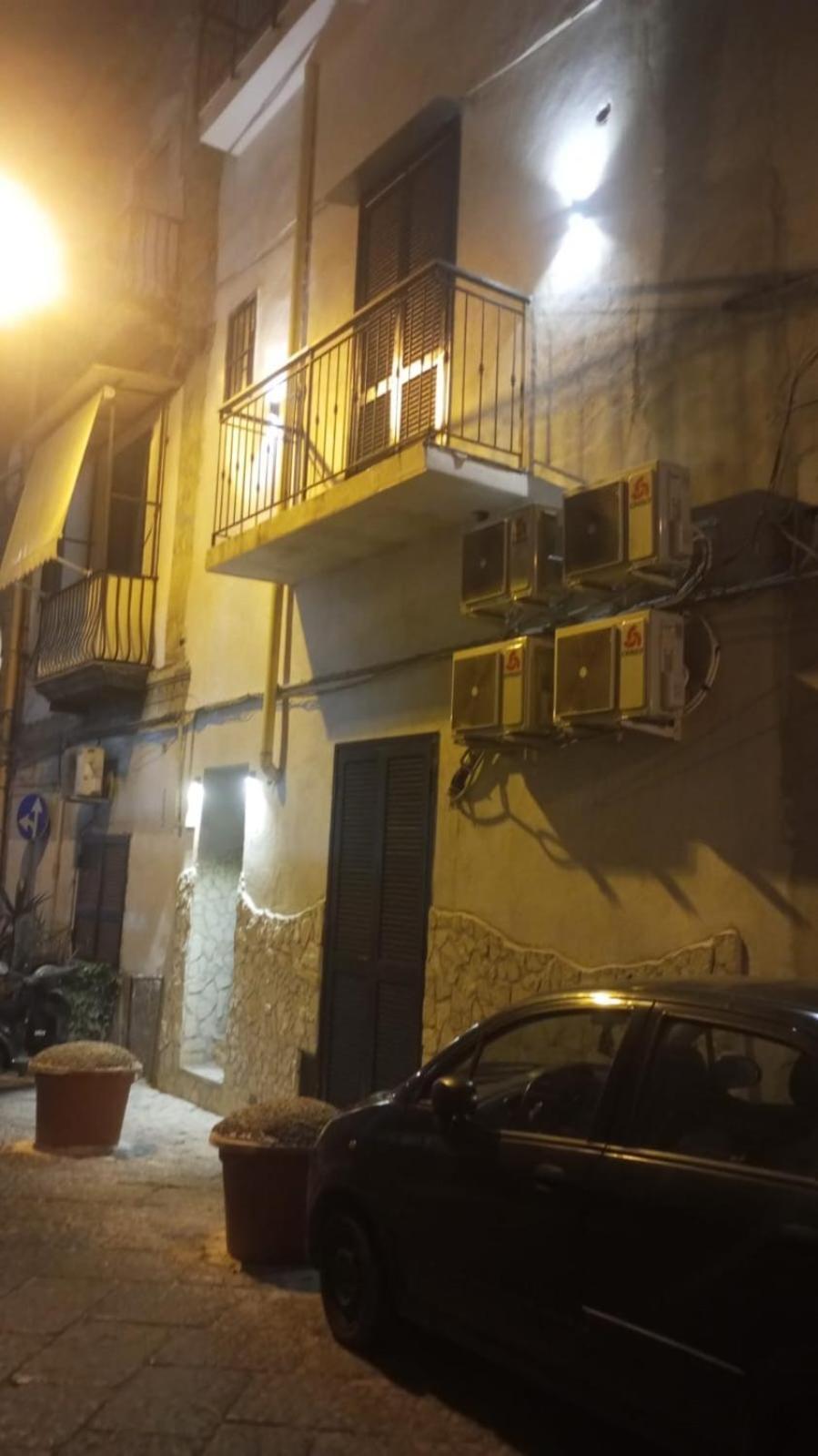 Aparthotel Terrazza Miracoli Napoli Extérieur photo